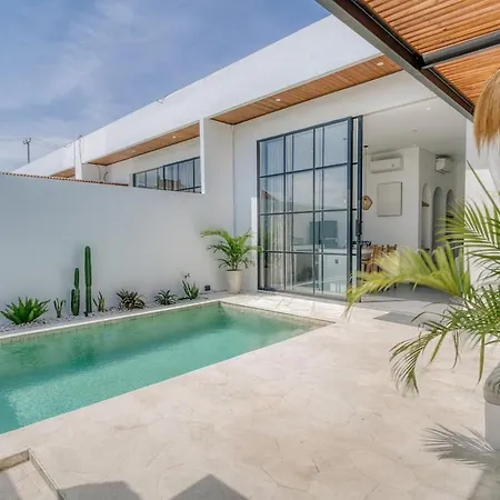 Avasa Villa C3 Brand New 1Br In Berawa, Bali
